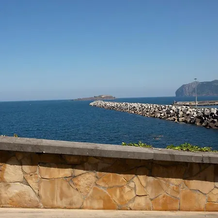 Nice Views To The Port, The Sea And The Mountain * Bermeo